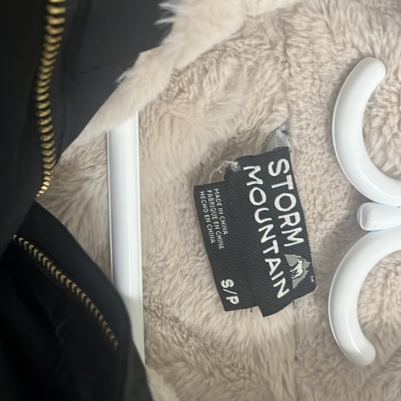 Winter Jacket, used, black with gold hardware, Storm, Siza S, Smoke free home - Picture 2 of 3